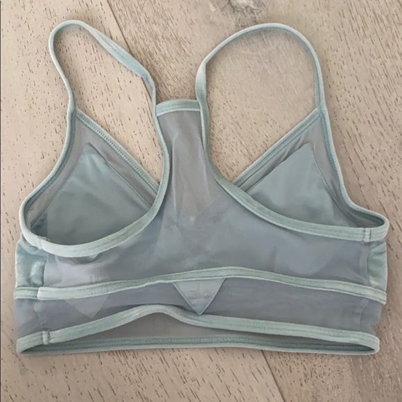 Alo Luxe Bra - Picture 2 of 3